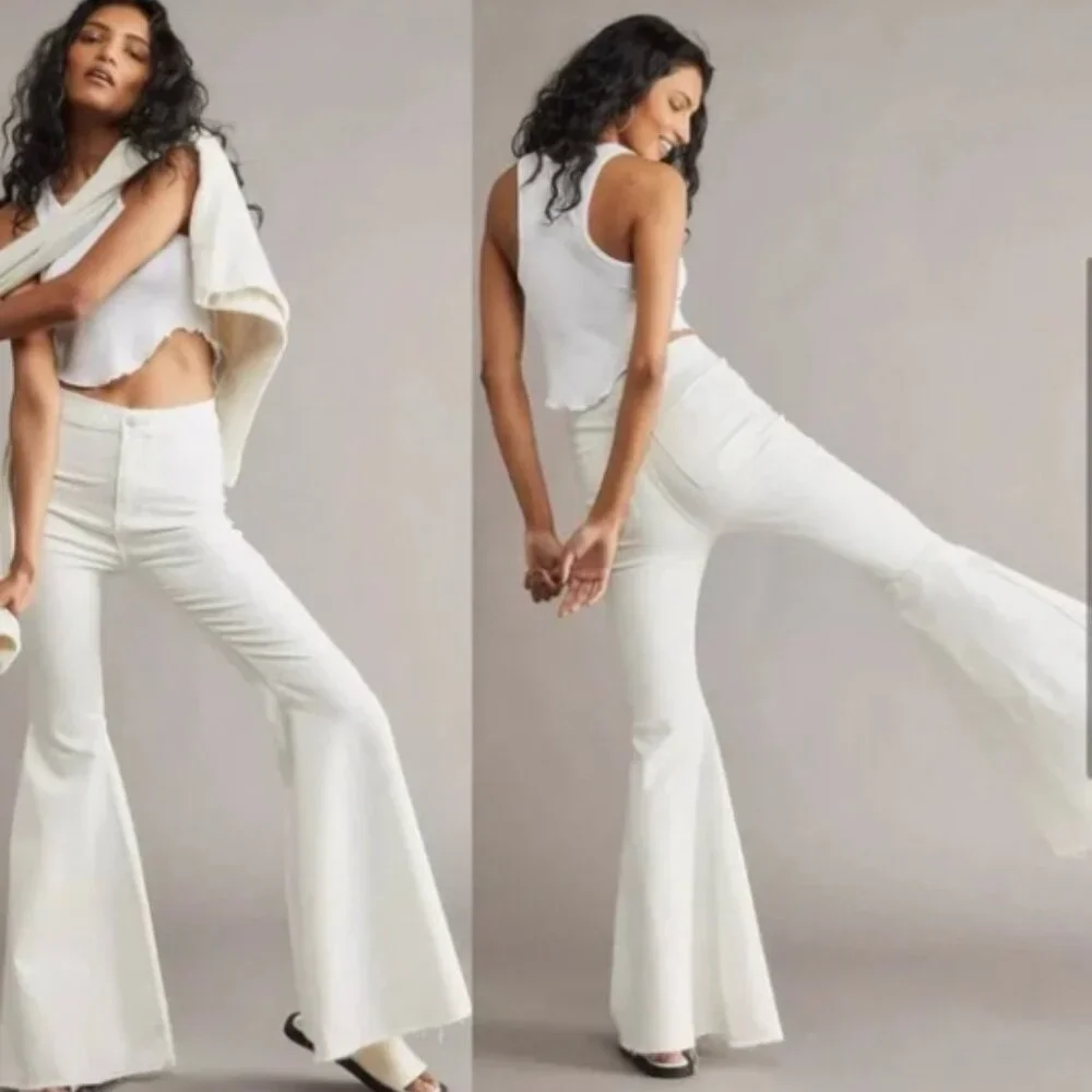 Free People We The Free Bell Bottom Flare Jean White Size 26R - Picture 2 of 8